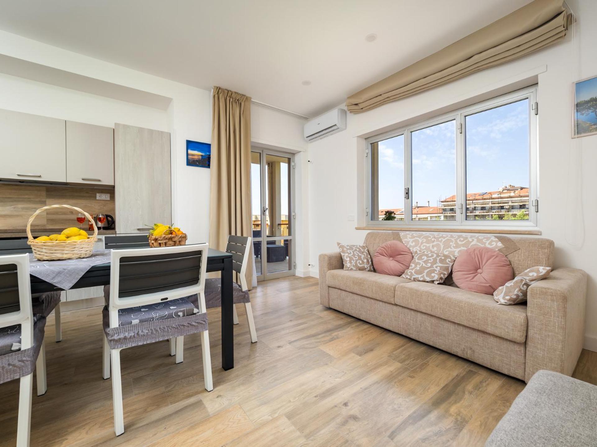Nonno Angelo - 4 Bedrooms With Free Parking & Seaview Balcony Sorrento Luaran gambar