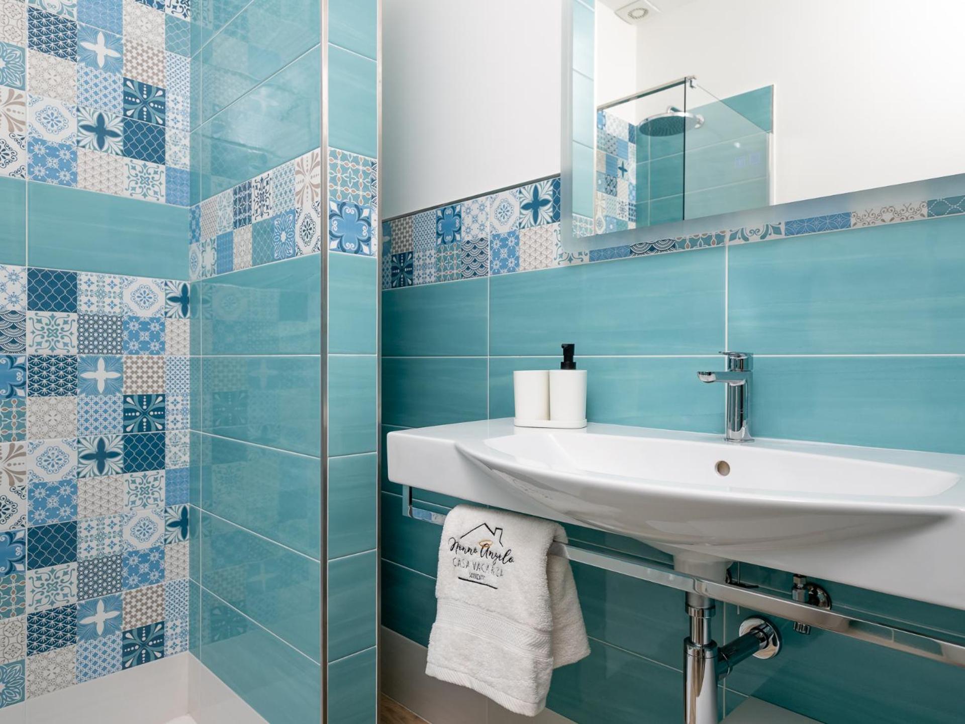 Nonno Angelo - 4 Bedrooms With Free Parking & Seaview Balcony Sorrento Luaran gambar