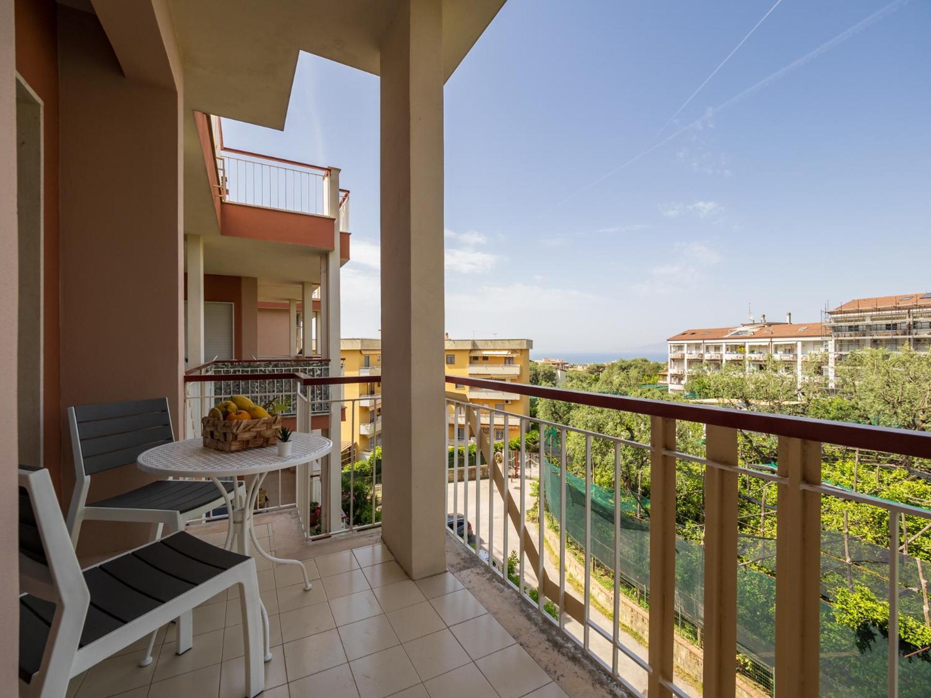 Nonno Angelo - 4 Bedrooms With Free Parking & Seaview Balcony Sorrento Luaran gambar