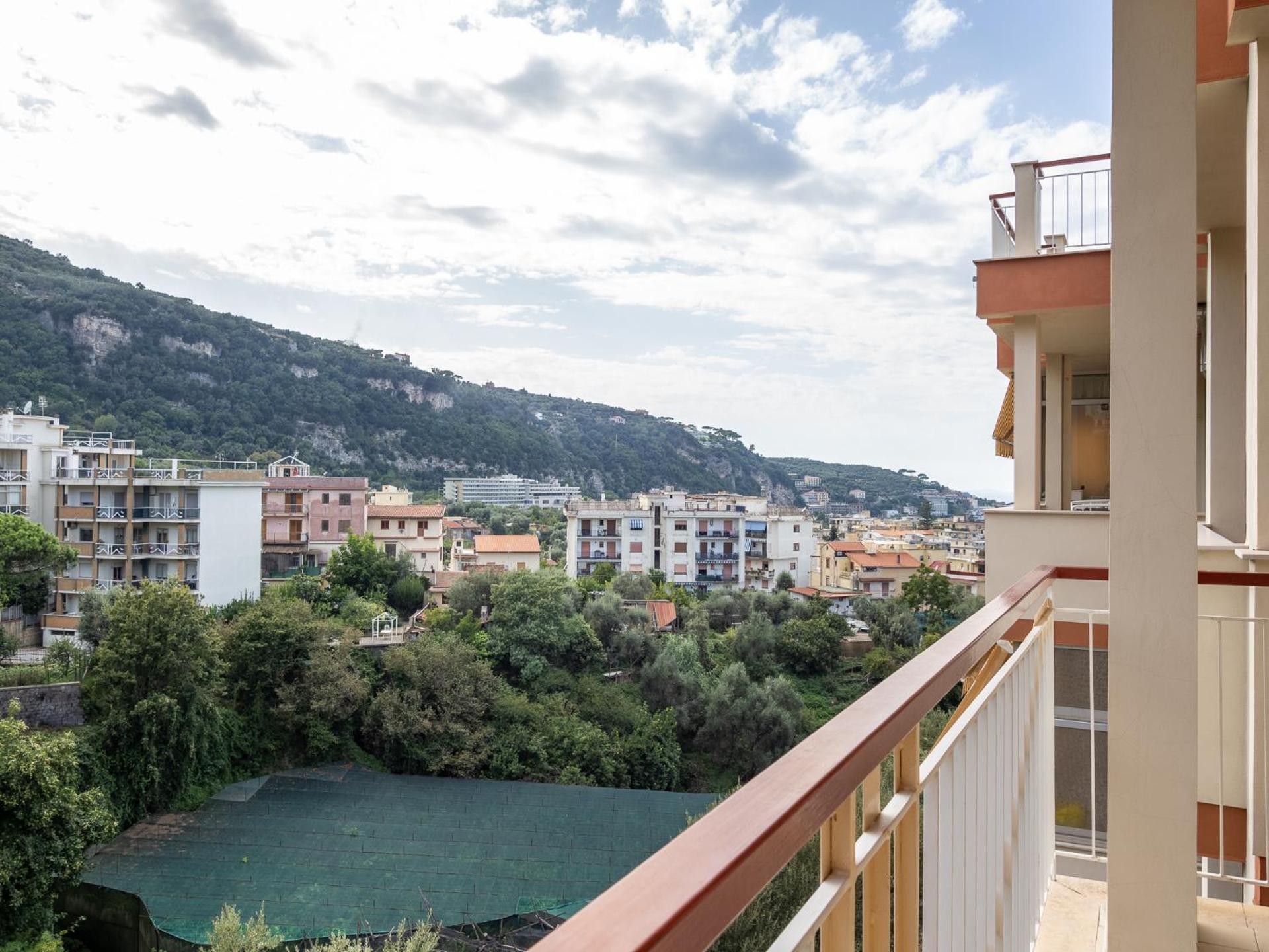 Nonno Angelo - 4 Bedrooms With Free Parking & Seaview Balcony Sorrento Luaran gambar